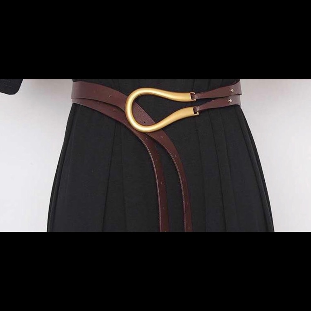 Woman’s belt